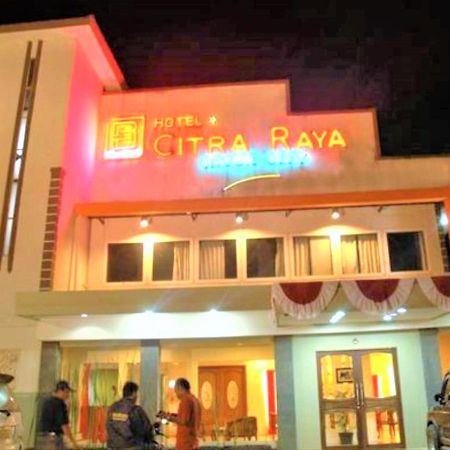 Citra Raya Hotel Banjarmasin บันจาร์มาซิน ภายนอก รูปภาพ